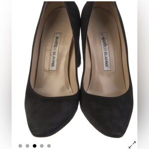 Black suede Manolo Blahnik block heel pumps